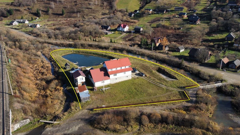 Гірська Вілла з Озером в Тернавці. База Відпочинку. Номери, Лазня.