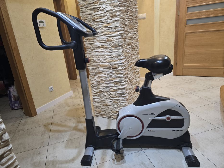 rower stacjonarny KETTLER e7. Godzin 30  przejechane,