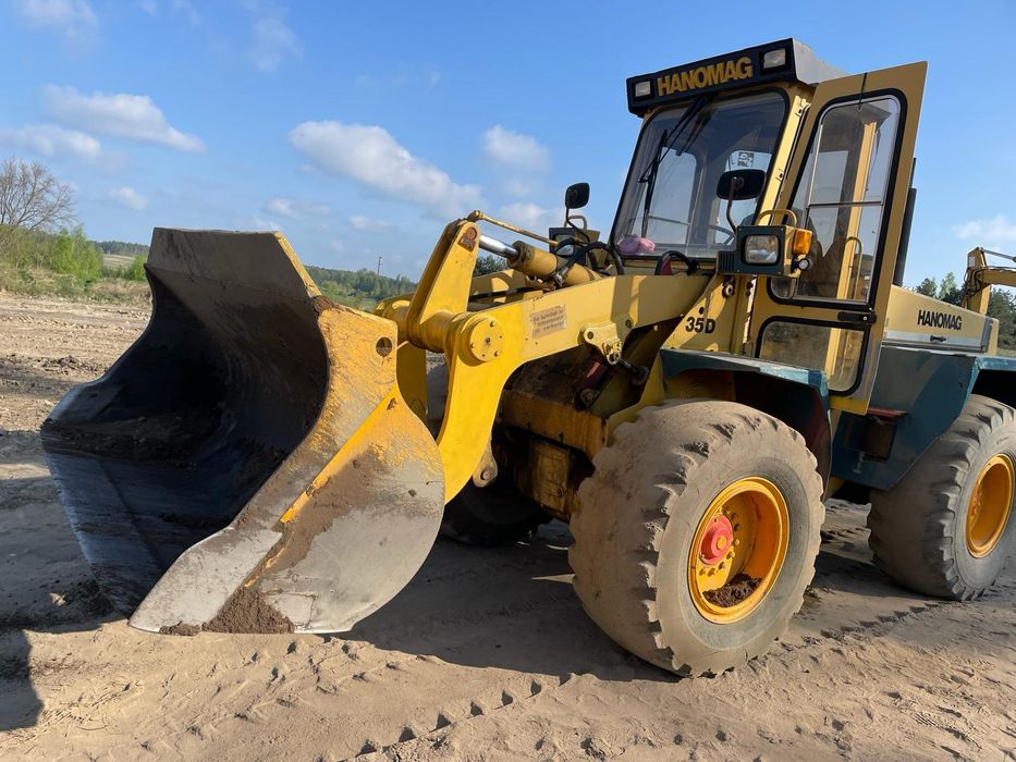 Ładowarka Hanomag 35D szybkozłącze widły