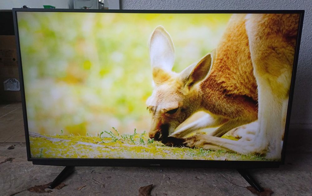 Топовий 4К смарт телевізор 50 дюймів з Т2 тюнером Grundig 50 vlx 700: ...