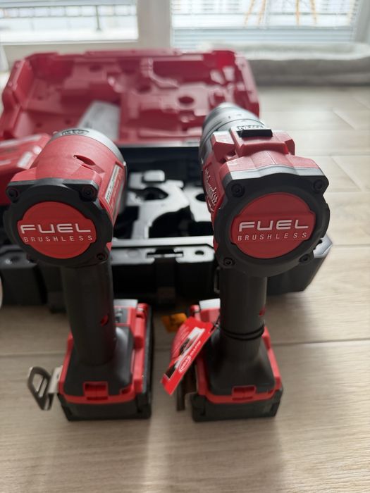 Zestaw Milwaukee Fuel 18v 3697-22 wiertarka  udarowa +zakretarka +2xaku 5.0ah +walizka. Mozliwa wysylka cala Polska