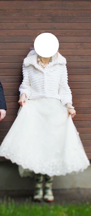 Весільна біла шубка зі штучного хутра в ідеальному стані