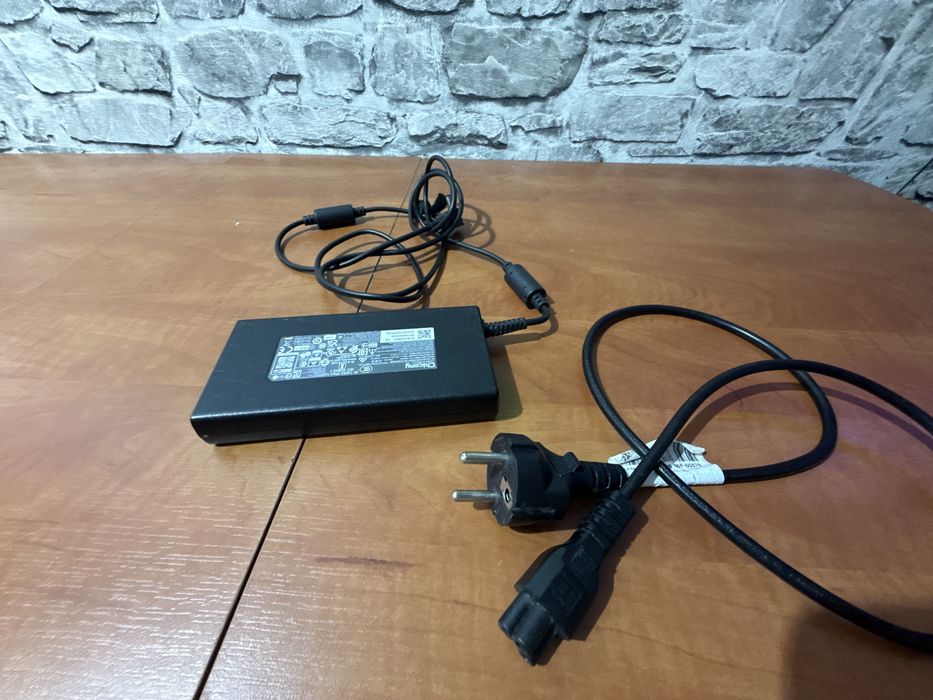 Acer Nitro 5 (i7 )144 hz(rtx 3050 )