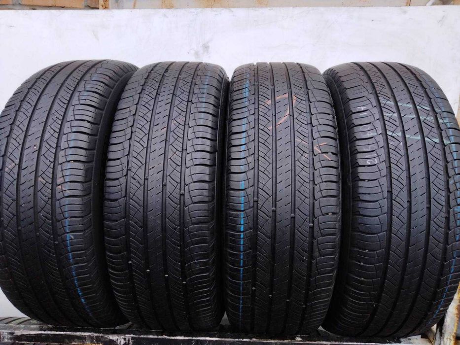 Michelin Latitude Tour HP 215 60 17 (Літо)Склад,шиномонтаж Дружківська