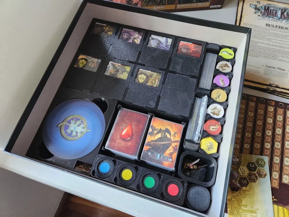Organizador Interno Mage Knight Ultimate Edition (MKUE)