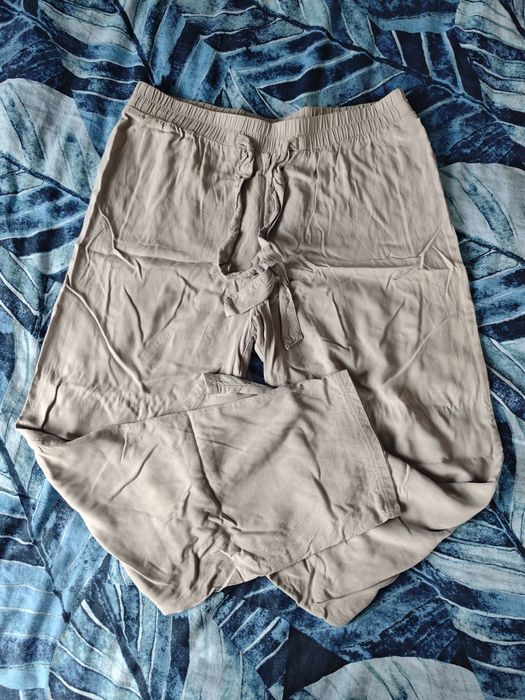 Cienkie zwiewne spodnie Primark