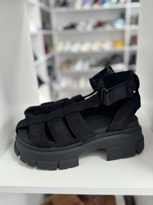Сандалі босоніжки UGG ASHTON  38 ( 24) оригінал нові