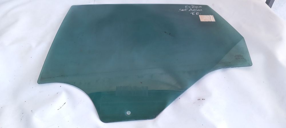 Vidro porta trás esquerdo SEAT Altea (5P1)