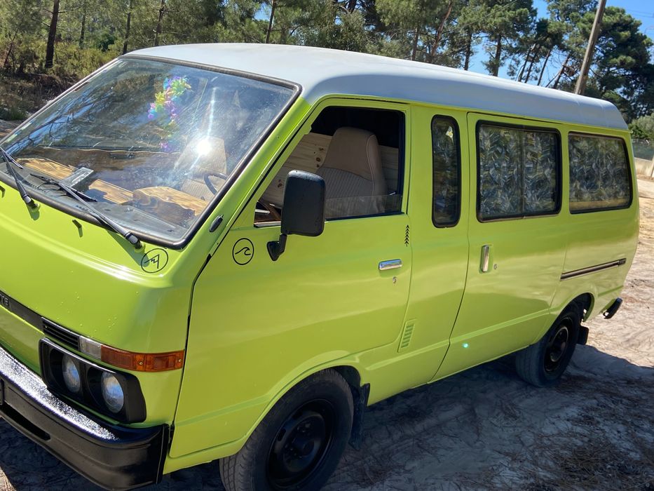 Nissan vanette 2.0d excelente estado campervan legal