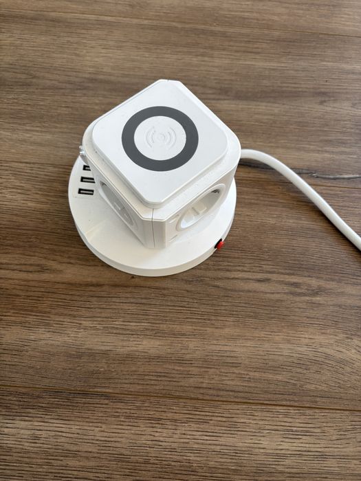 Wielofunkcyjny Przedłużacz LOGAN