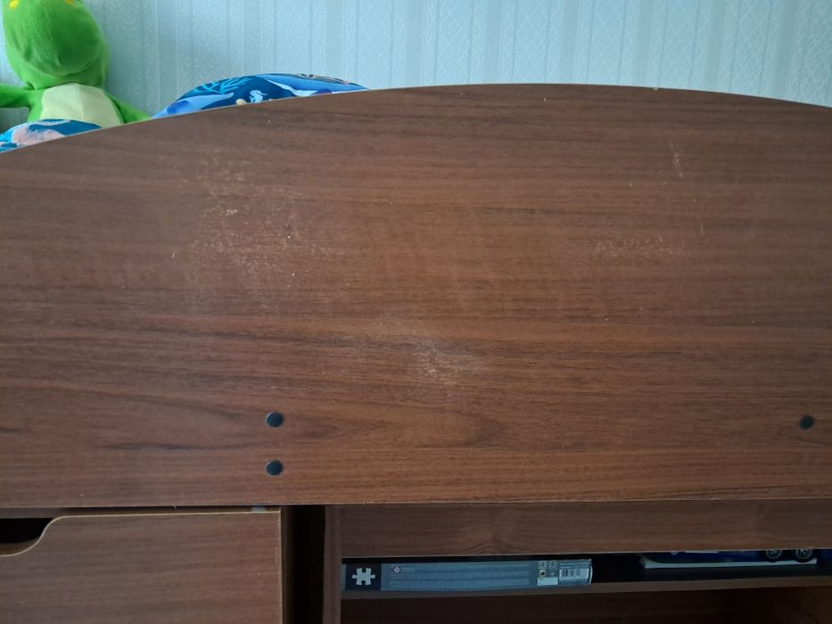 Дитяче ліжко з драбиною