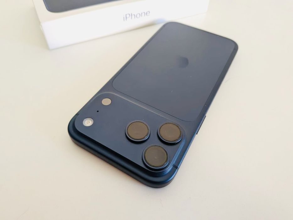 iPhone 17 Pro Max - 256Gb - Versão Esim - Azul