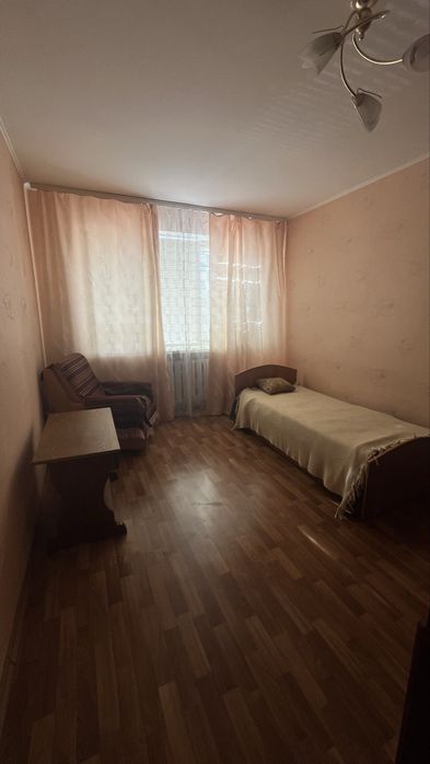 Здам 1-ну кімнати в оренду в  3-х кімнатній  квартирі