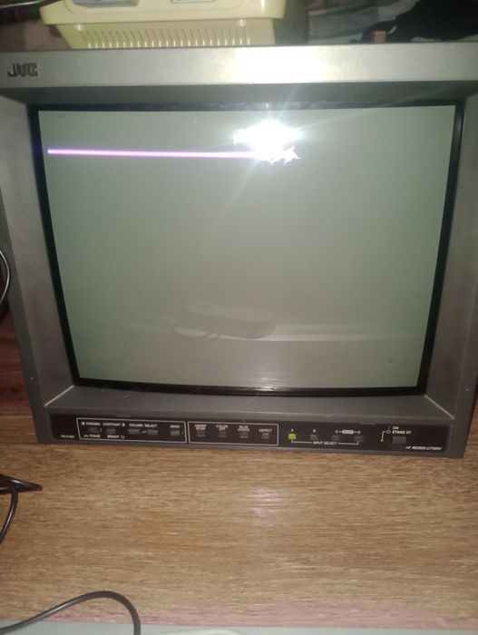 Продам відеомонітор JVC TM-H150GC