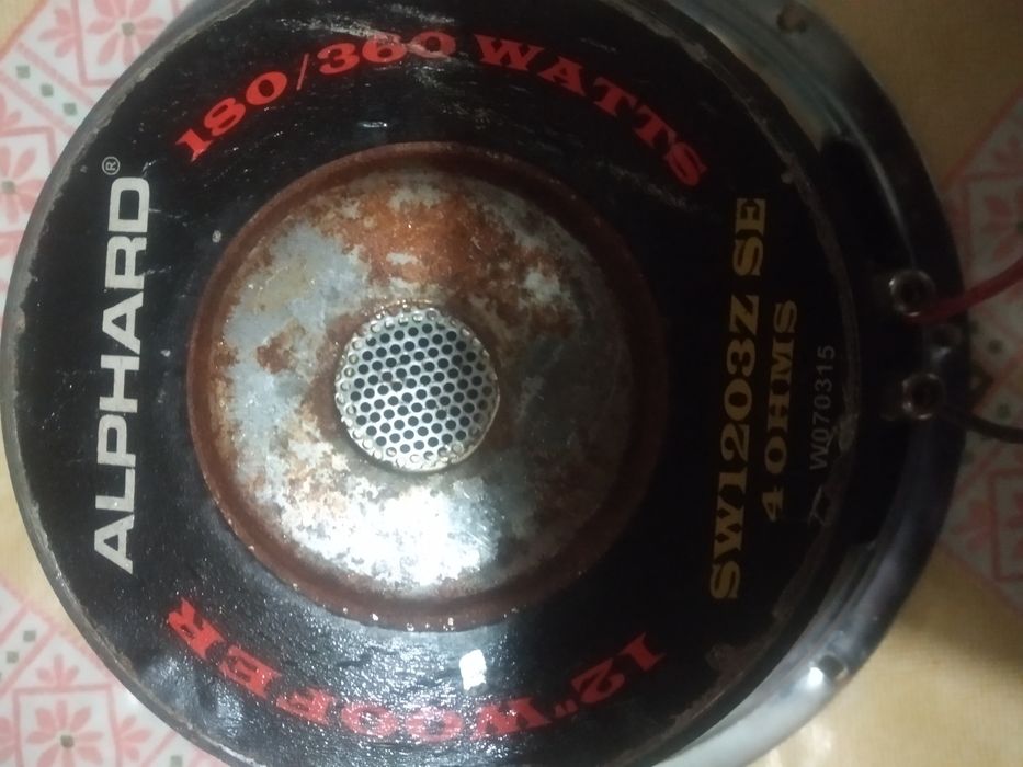 Продам сабвуфер.