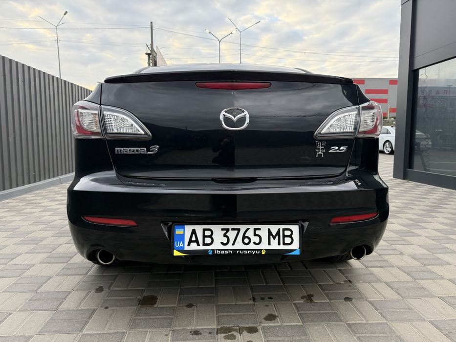 Продам Mazda 3..