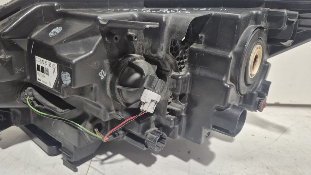 Lampa przednia Nissan Qashqai