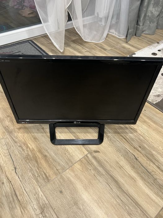 Продам телевізор LG-M2252D
