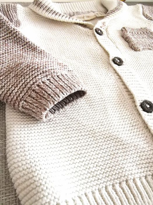 Lupilu piękny sweterek chłopięcy boho styl