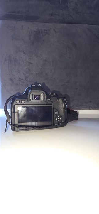 Canon eos 850 d+lente 18-55mm