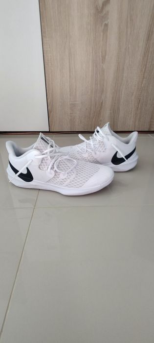 Buty-Nike. hyperspeed-court-biale