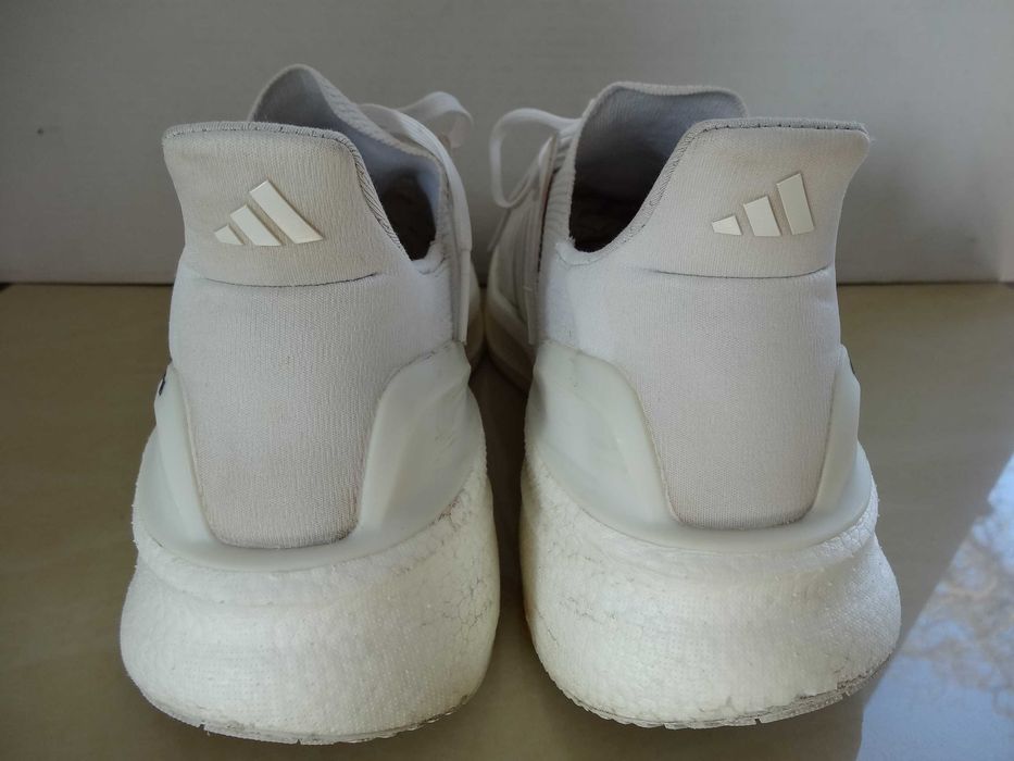 Buty ADIDAS ULTRABOOST 5 roz 44 Bieganie Sportowe
