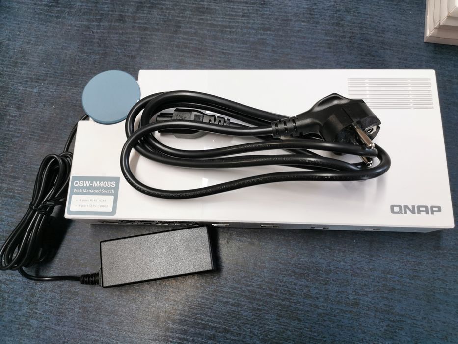 Switch Qnap QSW-M408S