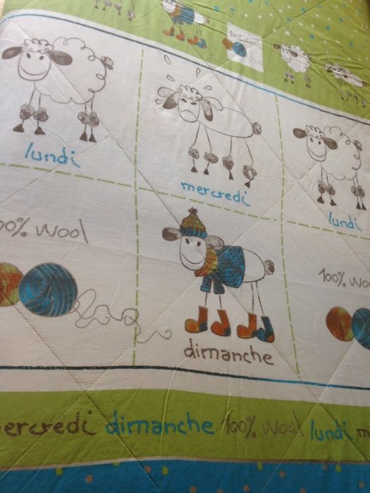 Edredom infantil reversível, de Verão