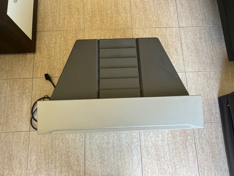 TV Sony Trinitron KV-28FX55E – Comando original incluído – 100€