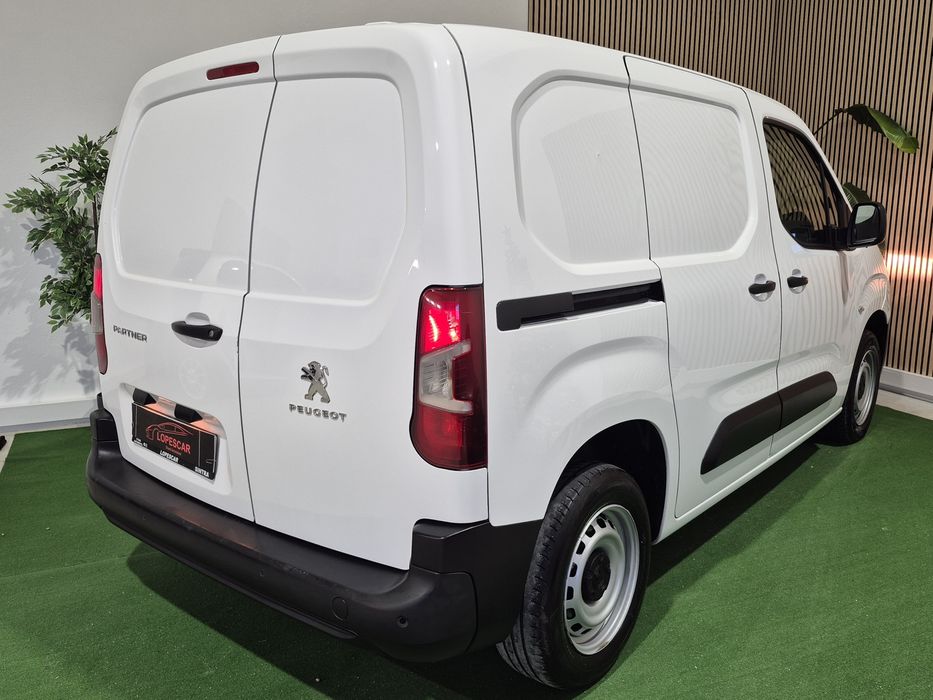 Peugeot Partner - 2021 | 100.000KM | GARANTIA | 3 LUG. - NACIONAL