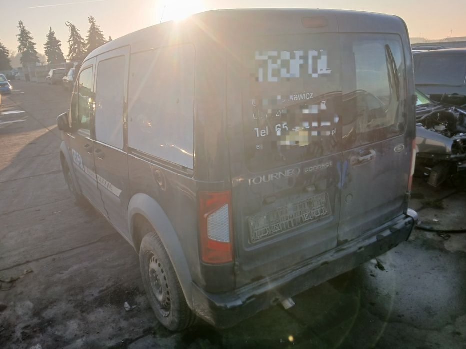 Ford tourneo Connect I maska i inne 1.8 tdci