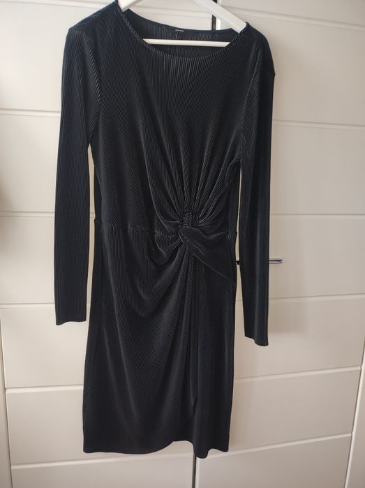 Czarna sukienka Vero Moda L elegancka