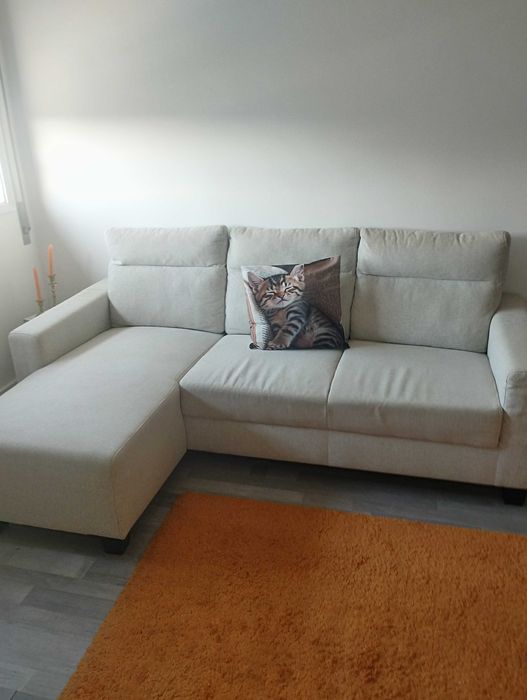 Sofa 2 lugares e chase long cinzento claro