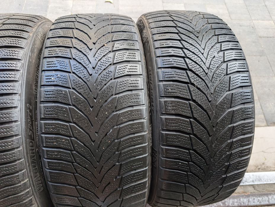 Зимняя резина 215/45 R17 Nexen
