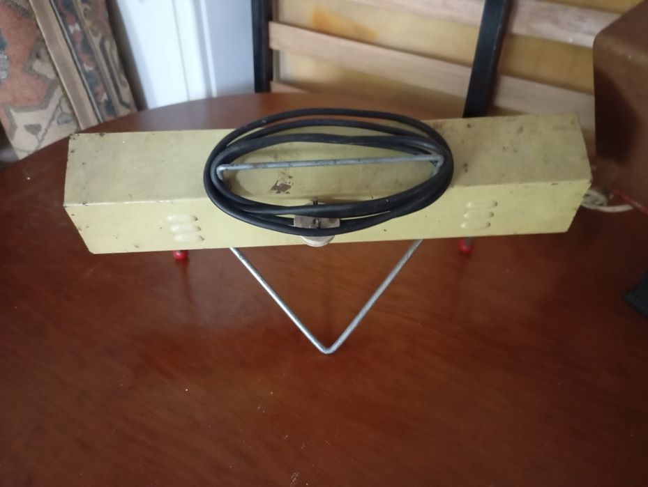 2 aquecedores eléctricos antigos