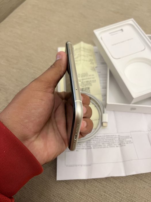 Iphone 11 Branco 64GB