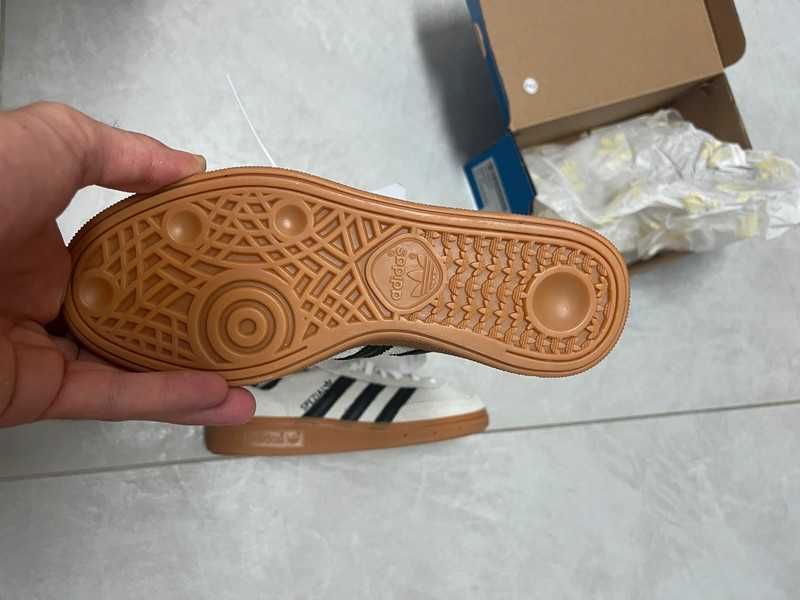 Buty damskie Trampki adidas Handball Spezial R.40