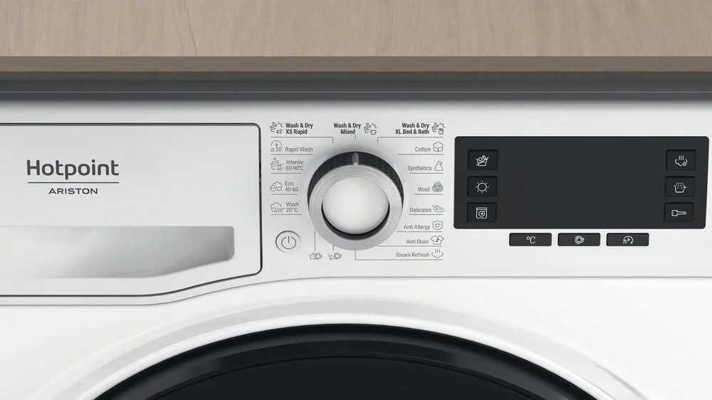 Прально-сушильна машина Hotpoint-Ariston NDD 11725 DA EE