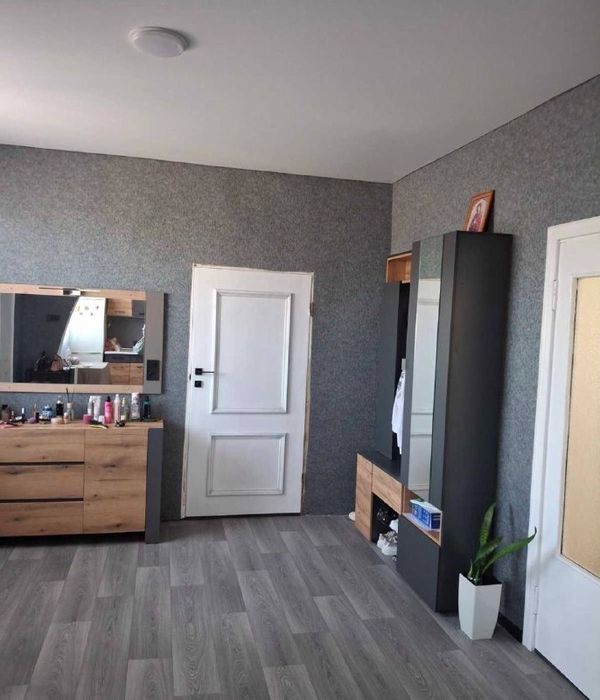 Продам! Срочно! Большой дом - для большой семьи