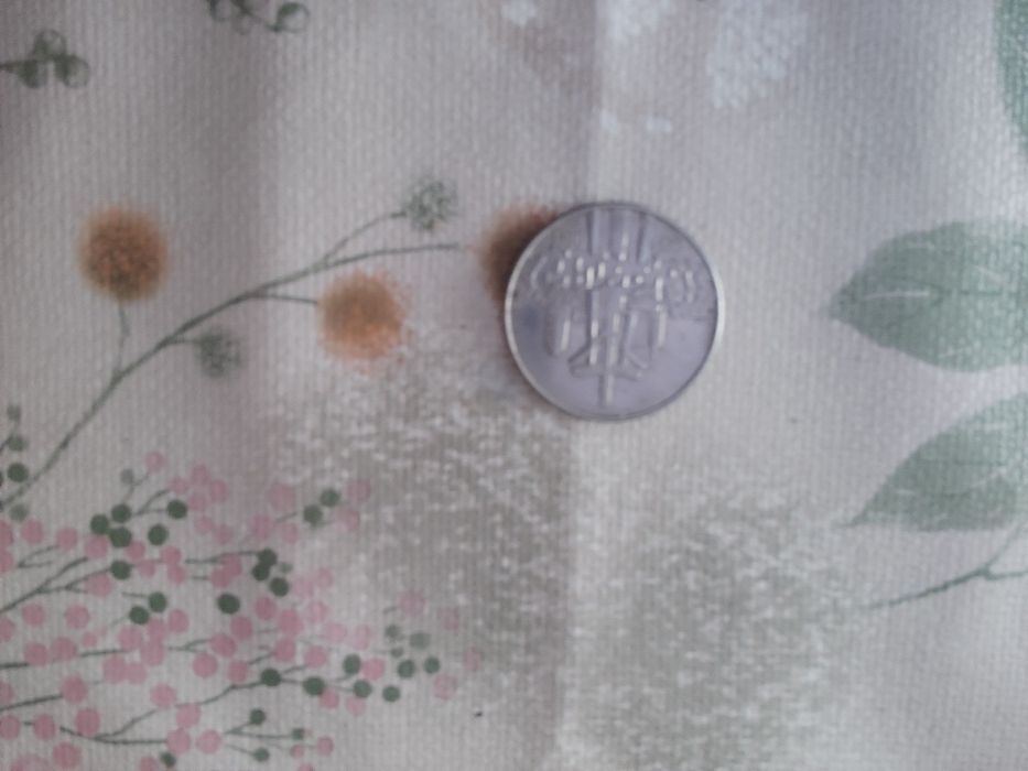 Moneta z 1990-1980 solidarność