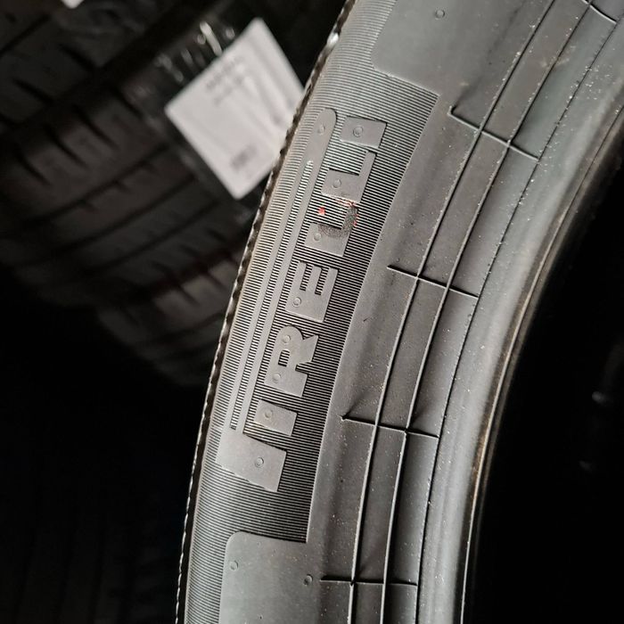 Шини нові 255/40/20-4 шт Pirelli Scorpion