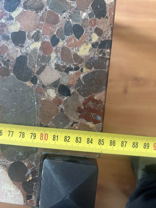 Mesa com pedra marmore