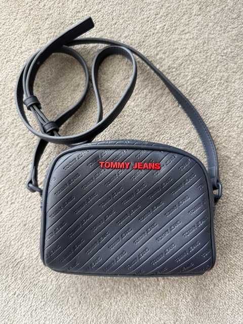 Carteira TOMMY nova