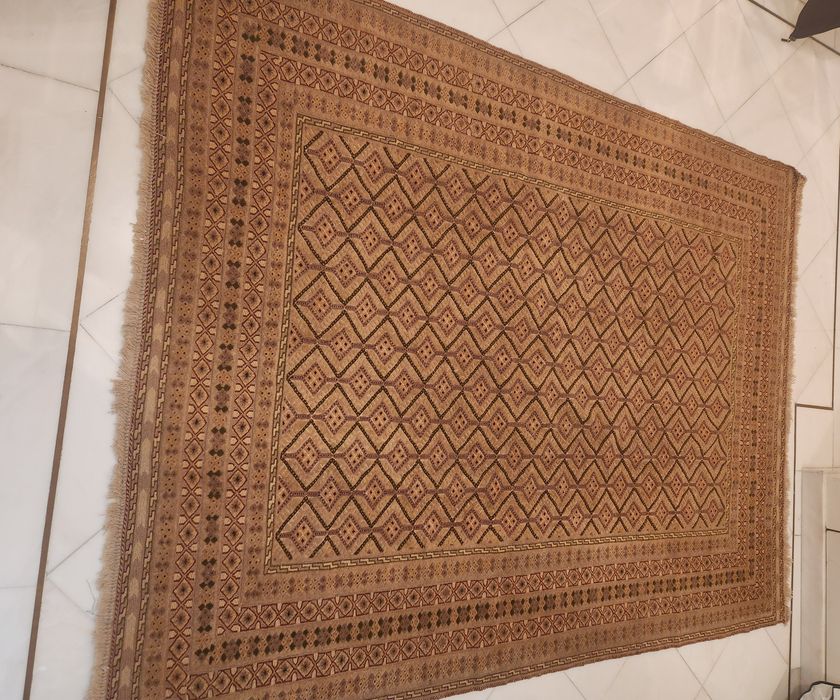 Carpete/ tapete persa praticamente nova