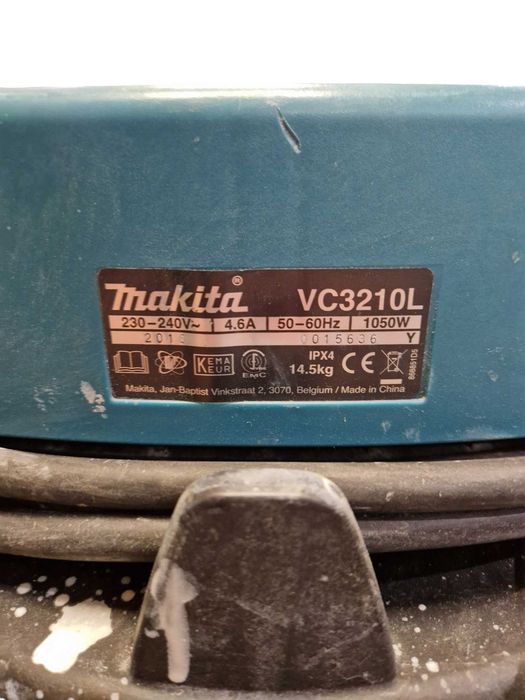 Odkurzacz przemysłowy Makita VC3210L