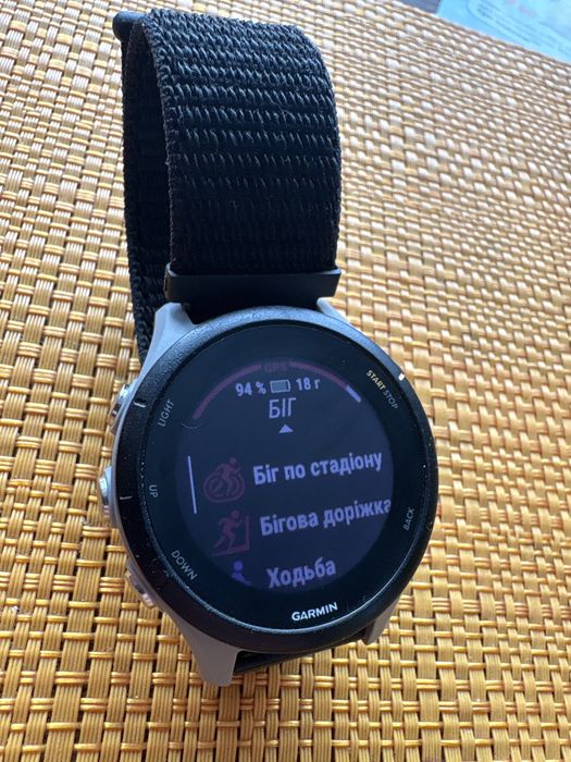 Garmin forerunner 255s - 41mm Sport Smartwatch GPS(no music)