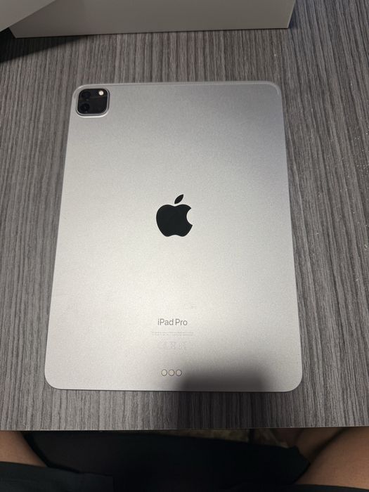 iPad Pro 11” M2 128GB Wi-Fi Space Gray + Caixa Original