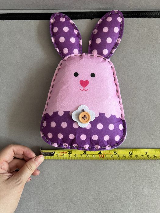 Boneco Coelhinho Artesanal – Feito à Mão e Super Fofo!