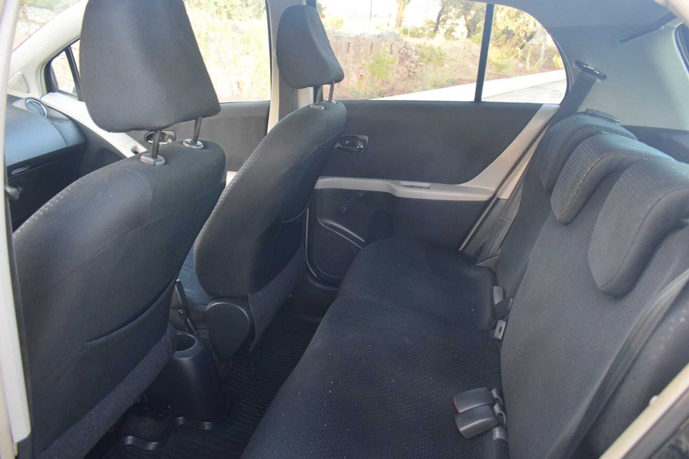 Toyota Yaris 1.33 VVT-i Active