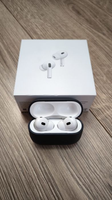 Apple AirPods Pro lightning
